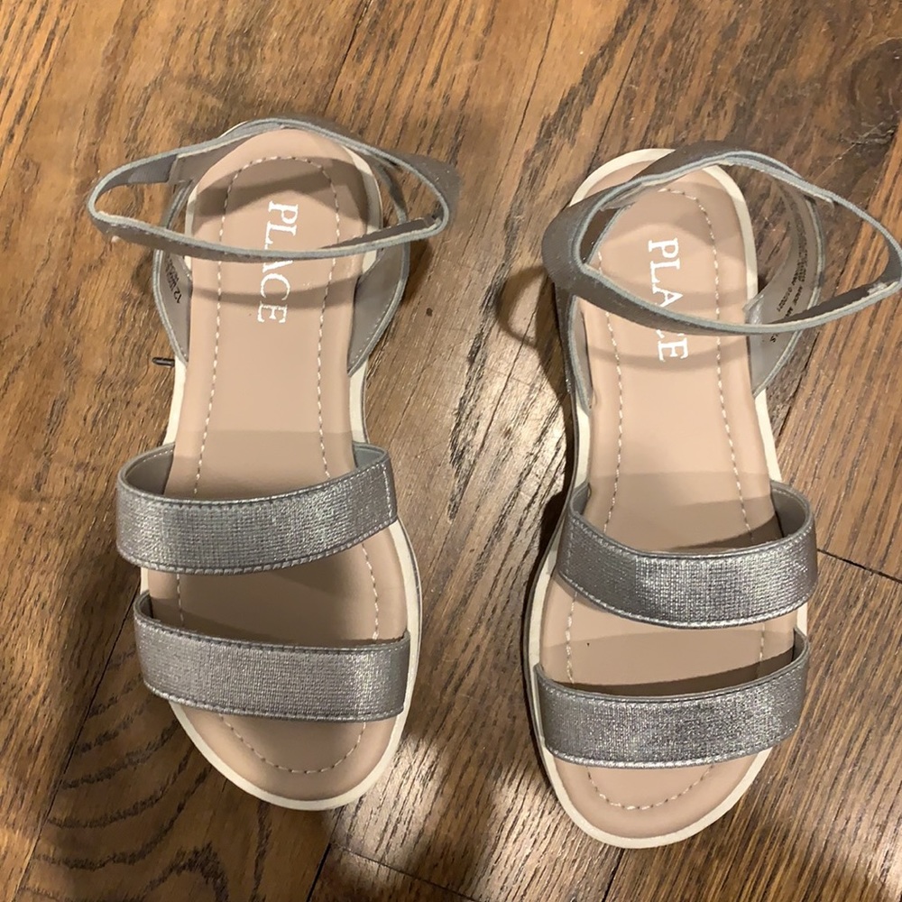 Sandals - Picture 2 of 4